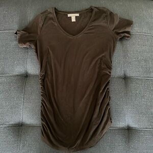 A Pea in the Pod Maternity T shirt- size XS, black